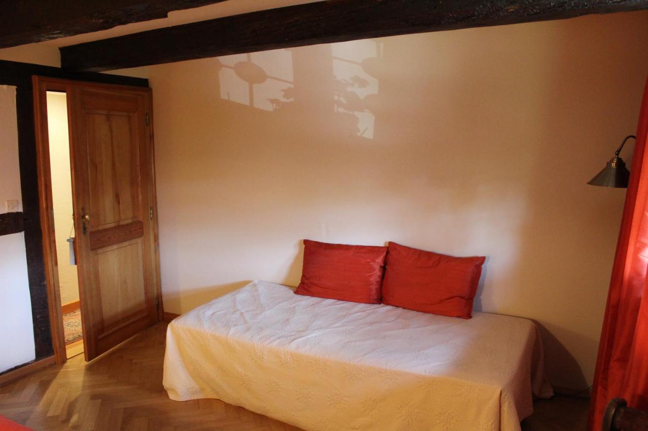B&B La Tete Dans Les Etoiles Weyersheim Exterior foto